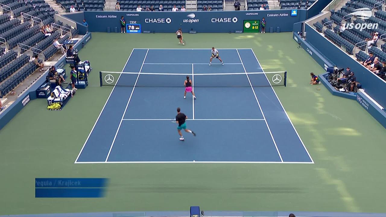 Photos Mixed Doubles Semifinal at the US Open on Day 12 Official